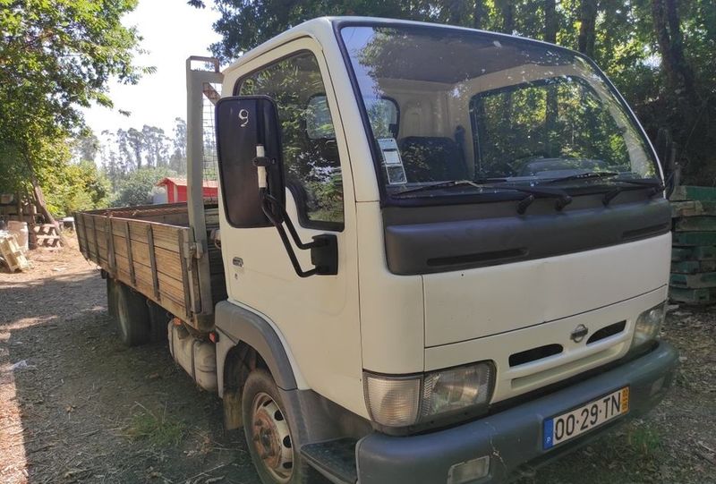 Nissan Cabstar E - T • 2002 • 375,328 km 1