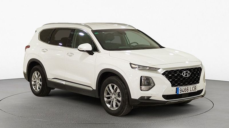 Hyundai Santa Fe • 2019 • 34,654 km 3