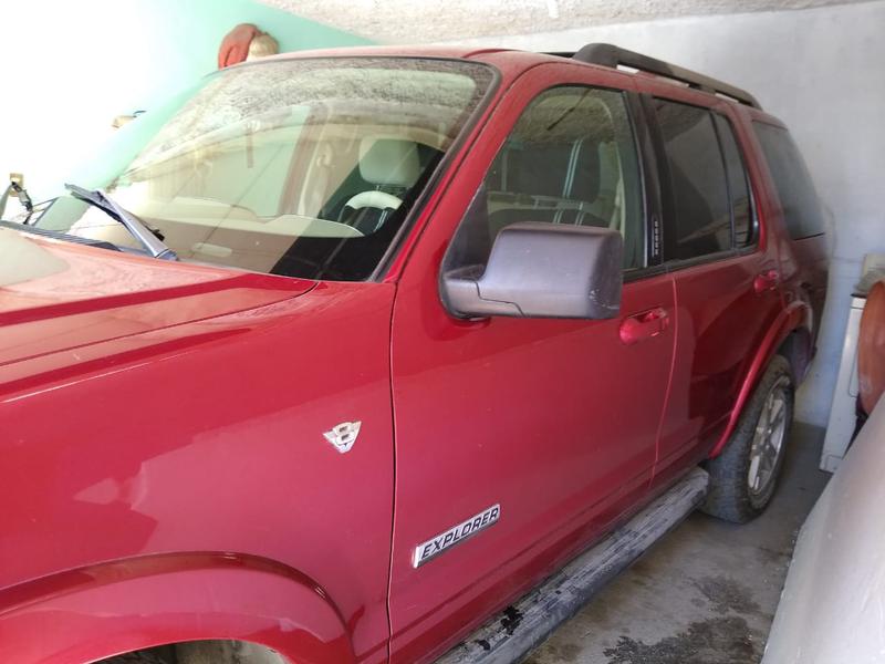 Ford Explorer • 2008 • 56,000 km 13