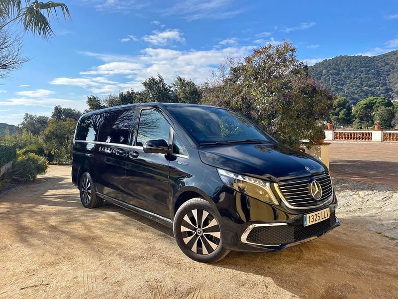 Mercedes-Benz Sprinter • 2023 • 15,366 km 1