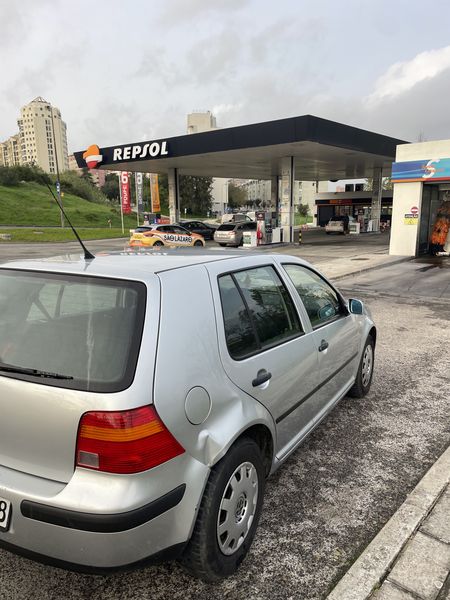 Volkswagen Golf • 2001 • 192,000 km 14