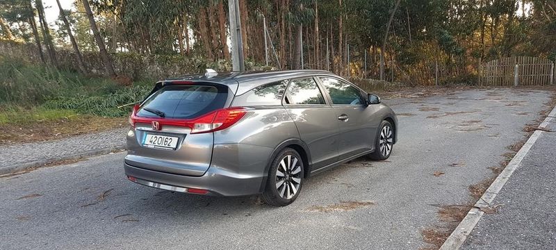 Honda Civic • 2014 • 156,000 km 2