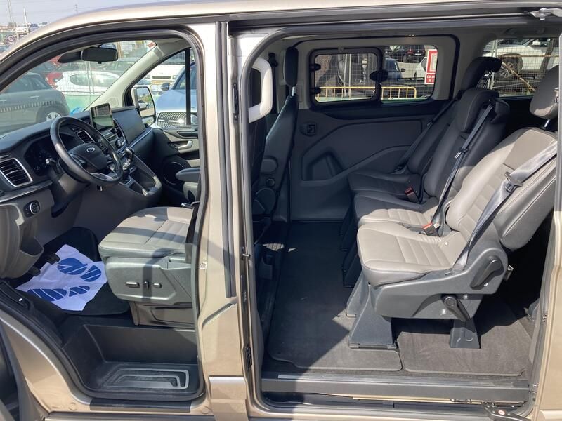 Ford Tourneo Custom • 2021 • 79,856 km 22