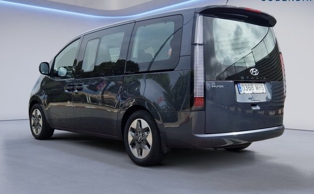 Hyundai H1 • 2023 • 23,000 km 3