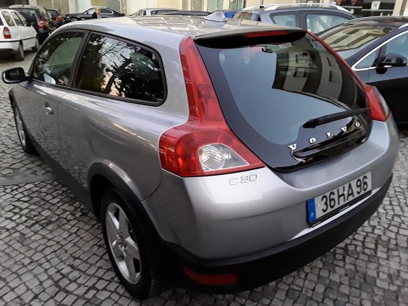 Volvo C30 • 2007 • 109,000 km 6