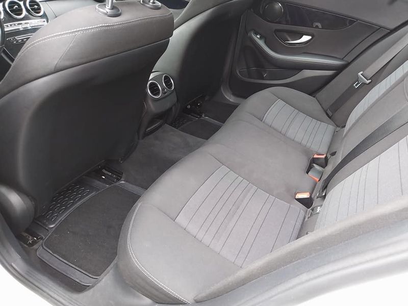 Mercedes-Benz C-Class • 2015 • 208,000 km 2