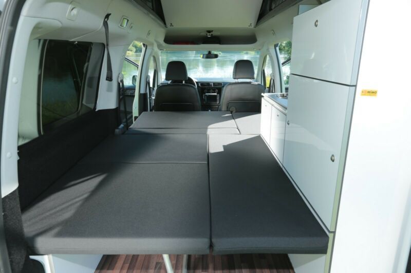 Volkswagen Caddy • 2017 • 86,600 km 10