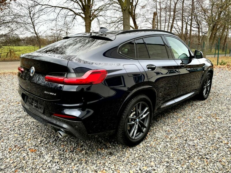 BMW X4 • 2020 • 93,400 km 3