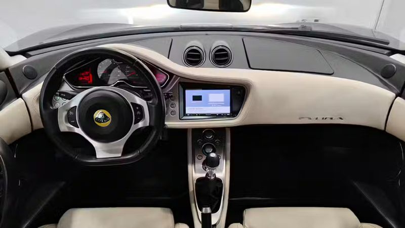 Lotus Evora • 2010 • 82,339 km 5