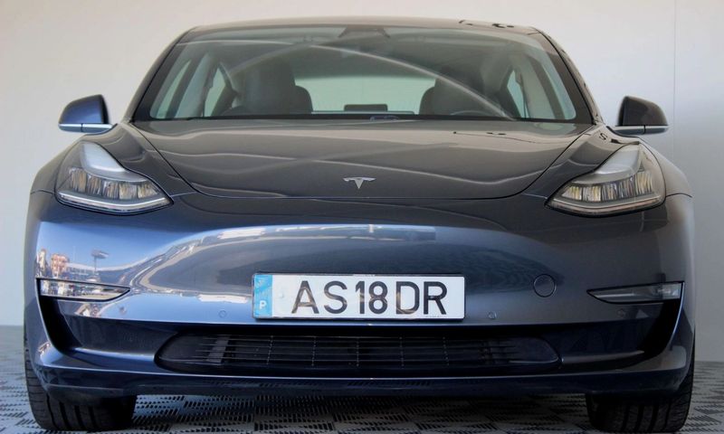 Tesla Model 3 • 2019 • 90,024 km 2