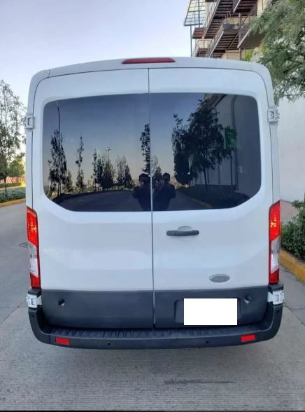 Ford Transit • 2015 • 100,000 km 6