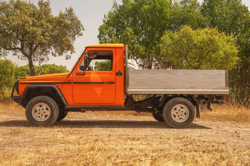Mercedes-Benz G-Class • 1990 • 90,000 km 2