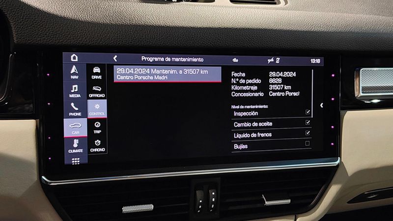 Porsche Cayenne Coupe • 2022 • 34,805 km 15