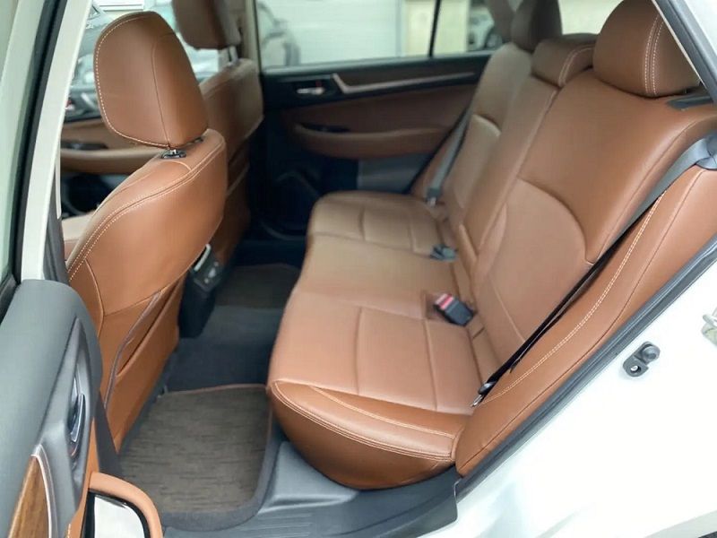 Subaru Outback • 2018 • 74,000 km 2