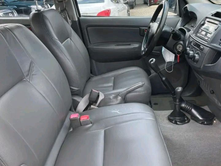 Toyota Hilux • 2021 • 27,000 km 2