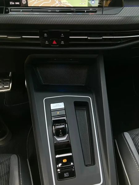 Volkswagen Golf • 2020 • 57,000 km 8