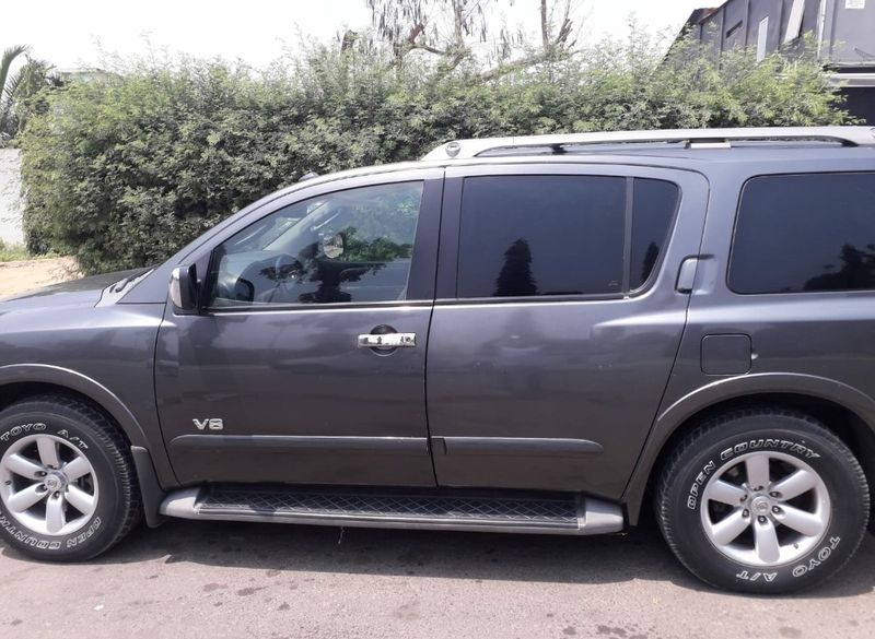 Nissan Armada • 2008 • 89,602 km 2