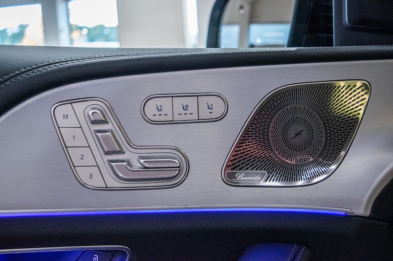 Mercedes-Benz GLE • 2024 • 900 km 13