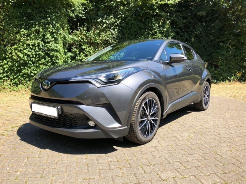 Toyota C-HR • 2018 • 64,800 km 2