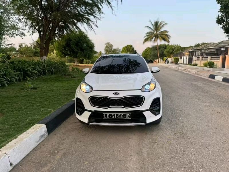 Kia Sportage • 2024 • 3,000 km 5