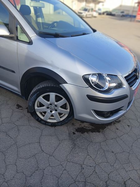 Volkswagen Touran • 2007 • 238,000 km 11