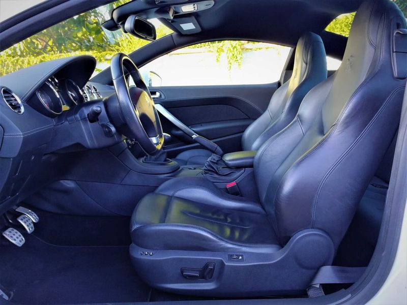 Peugeot RCZ • 2011 • 149,000 km 6