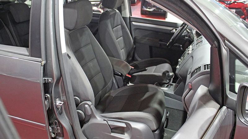 Volkswagen Touran • 2015 • 139,865 km 7