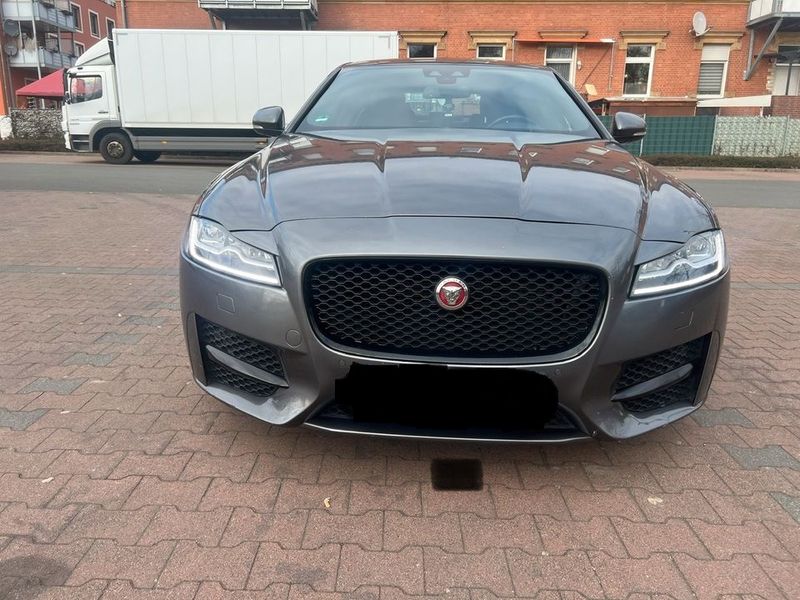 Jaguar XF • 2015 • 120,000 km 7