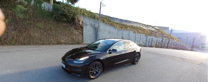 Tesla Model 3 • 2019 • 170,000 km 5