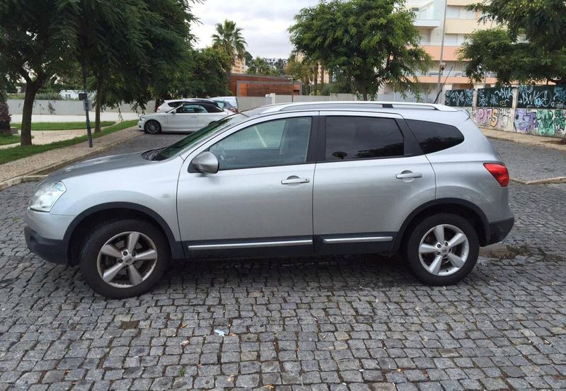 Nissan Qashqai +2 • 2009 • 110,000 km 4
