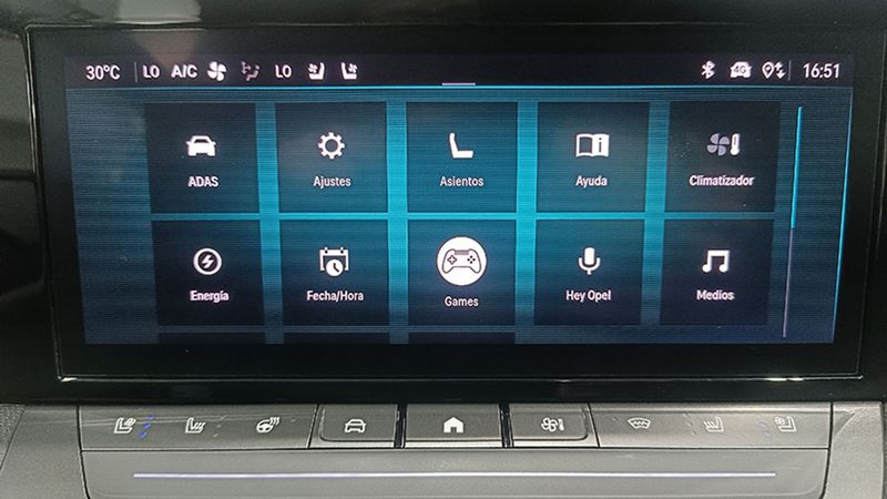 Opel Astra • 2022 • 14,333 km 11