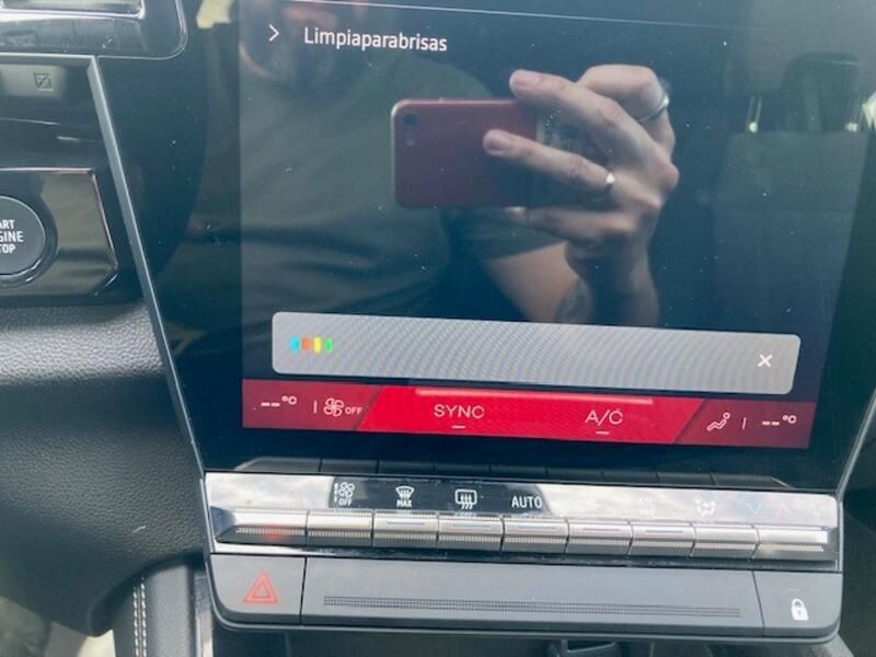 Renault Captur • 2024 • 3,542 km 34