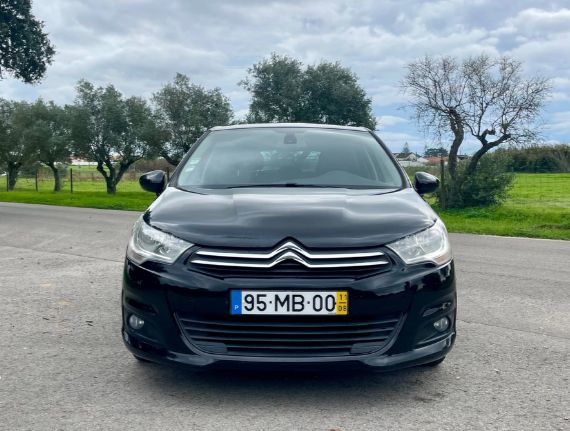 Citroën C4 • 2011 • 180,000 km 1