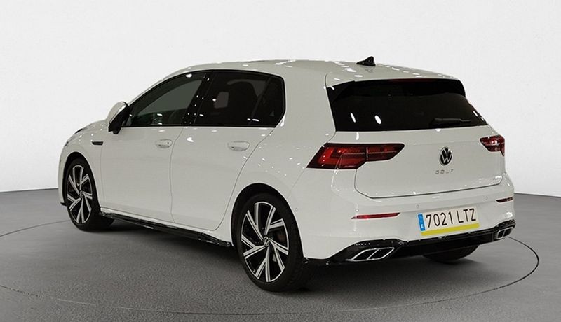 Volkswagen Golf • 2021 • 58,310 km 4
