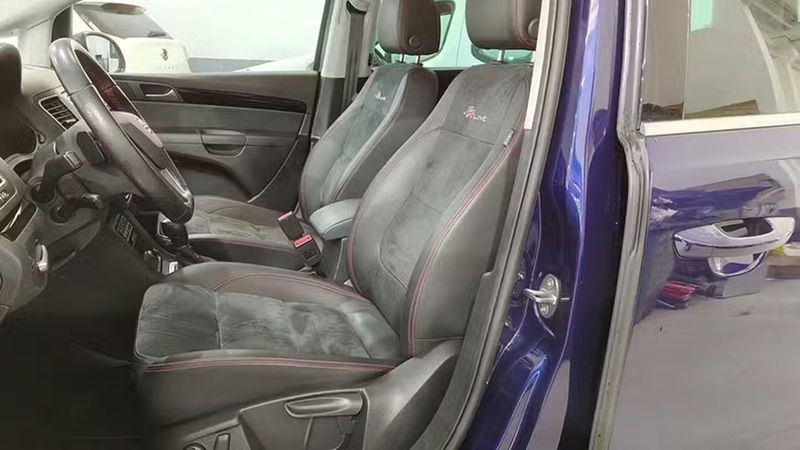 Seat Alhambra • 2020 • 60,499 km 2