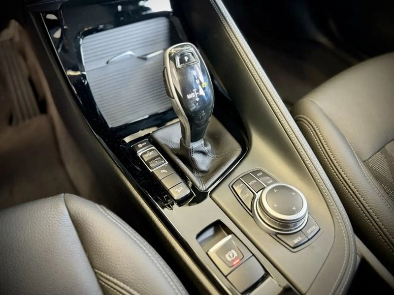 BMW X1 • 2019 • 92,000 km 11