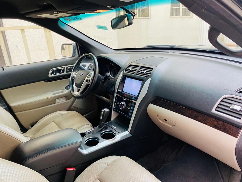 Ford Explorer • 2016 • 32 km 2