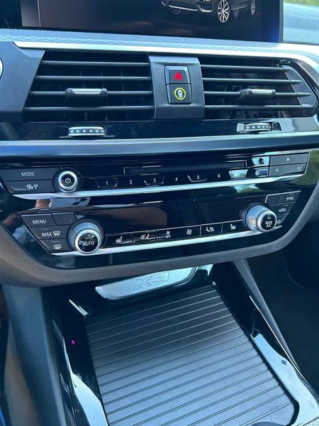 BMW X3 • 2019 • 87,200 km 10