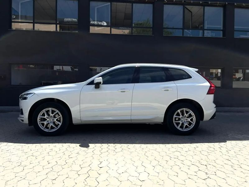 Volvo XC60 • 2021 • 65,000 km 3
