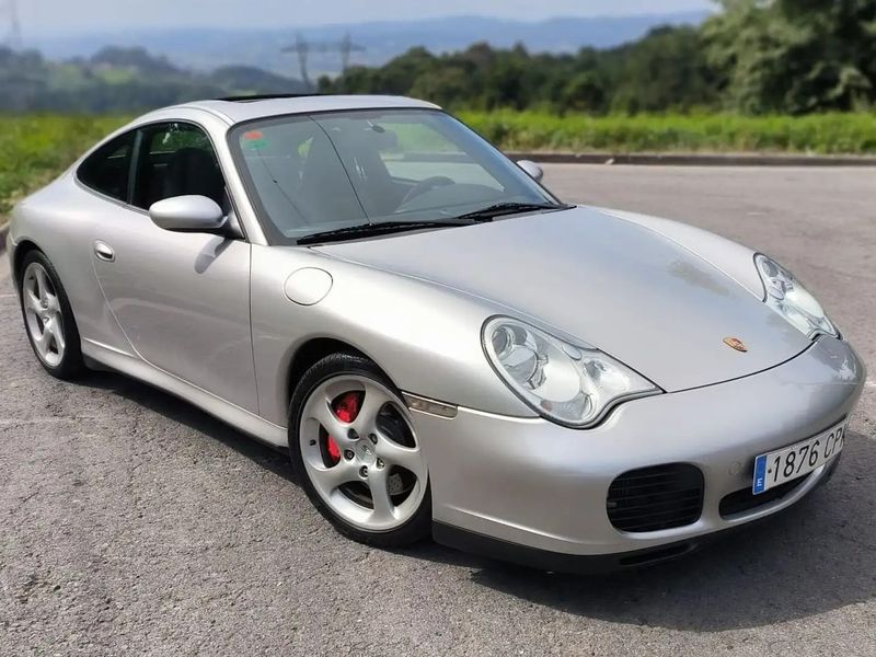 Porsche 911 Carrera • 2003 • 61,000 km 1