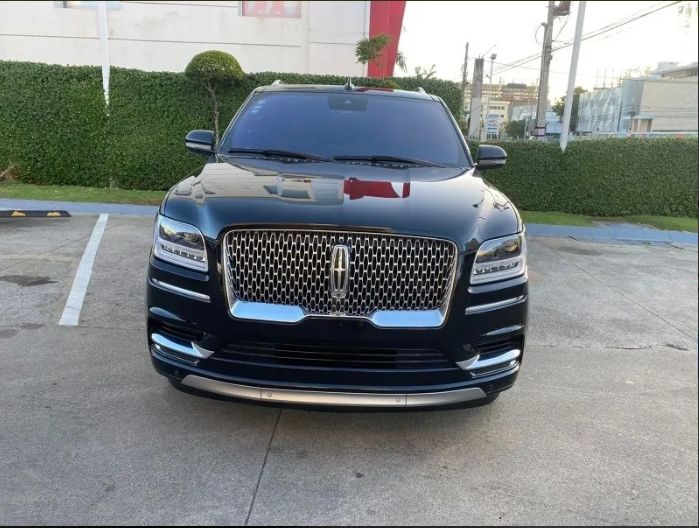 Lincoln Navigator • 2020 • 55,000 km 1