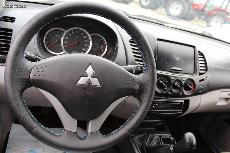 Mitsubishi L200 • 2013 • 140,000 km 5