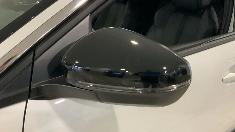 Peugeot 3008 • 2023 • 5,200 km 13