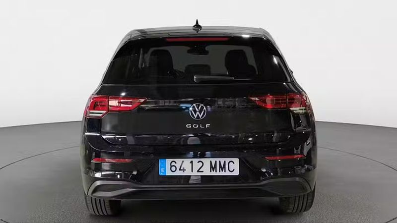 Volkswagen Golf • 2023 • 28,375 km 9