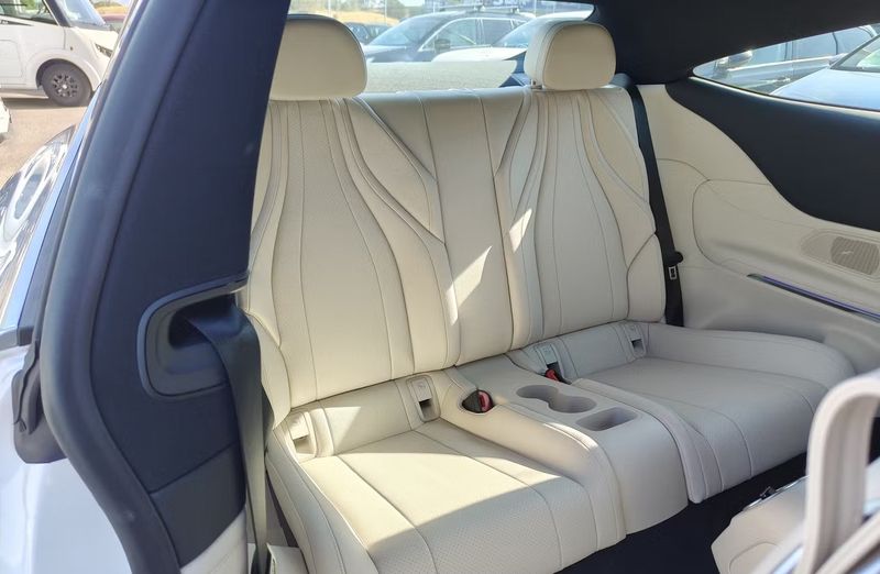Mercedes-Benz C-Class • 2024 • 12,553 km 12