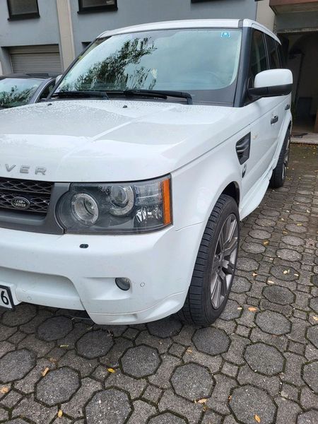 Land Rover Range Rover Sport • 2011 • 154,000 km 1