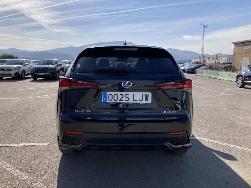 Lexus NX • 2020 • 52,570 km 5