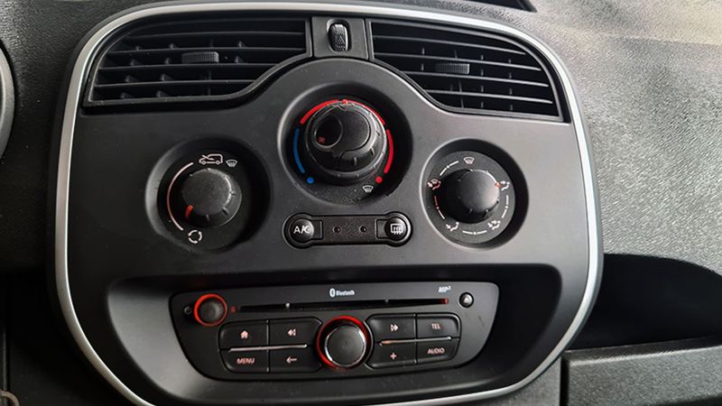 Renault Kangoo • 2018 • 69,152 km 6