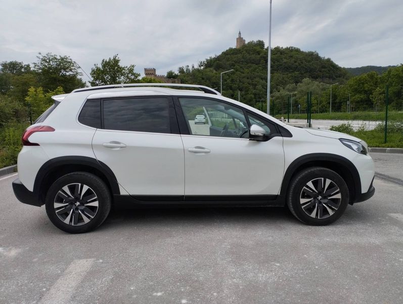 Peugeot 2008 • 2018 • 93,500 km 2
