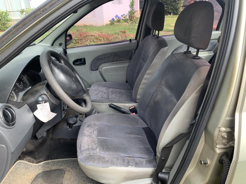 Renault Logan • 2007 • 207,105 km 2